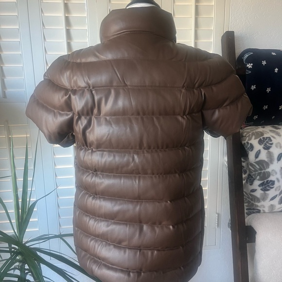 🍫 Martha Stewart Chocolate Brown Quilted Down Puffer Vest - Picture 2 of 8